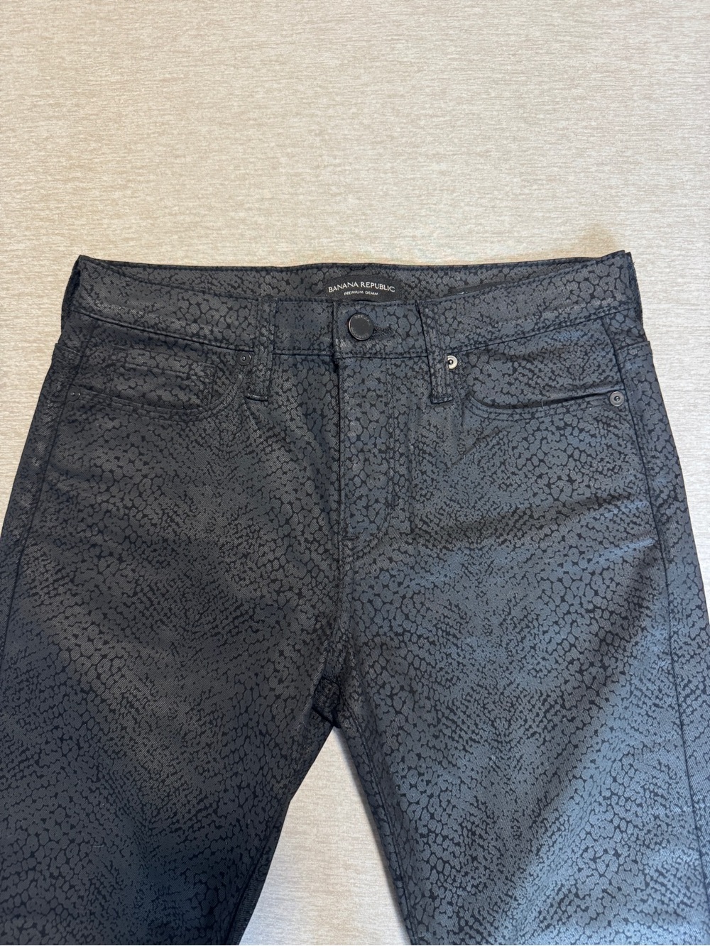 Banana Republic Black Snake Print Skinny Jeans Size 27